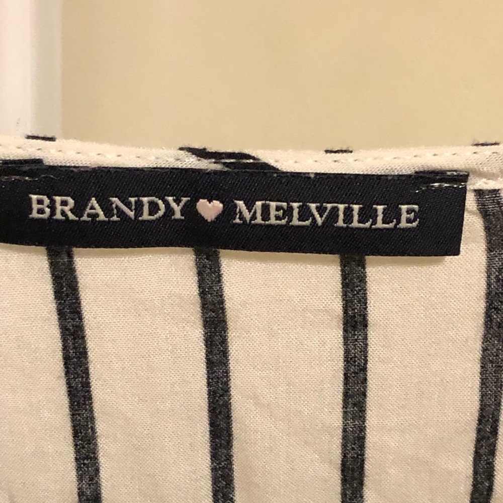 Brandy Melville Shirt!
